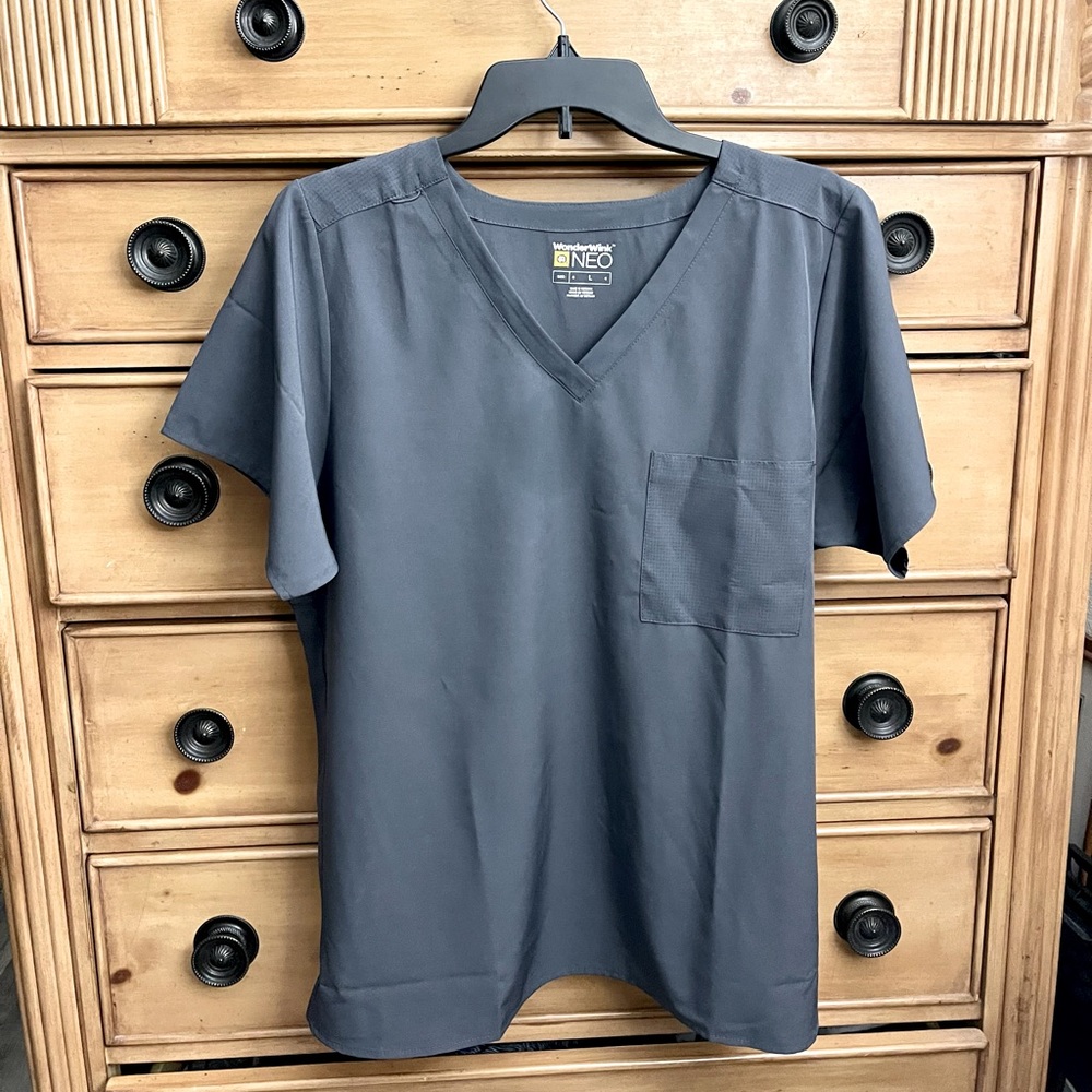 Women Wonderwink Neo Pewter Scrub Medical Top Size Large
